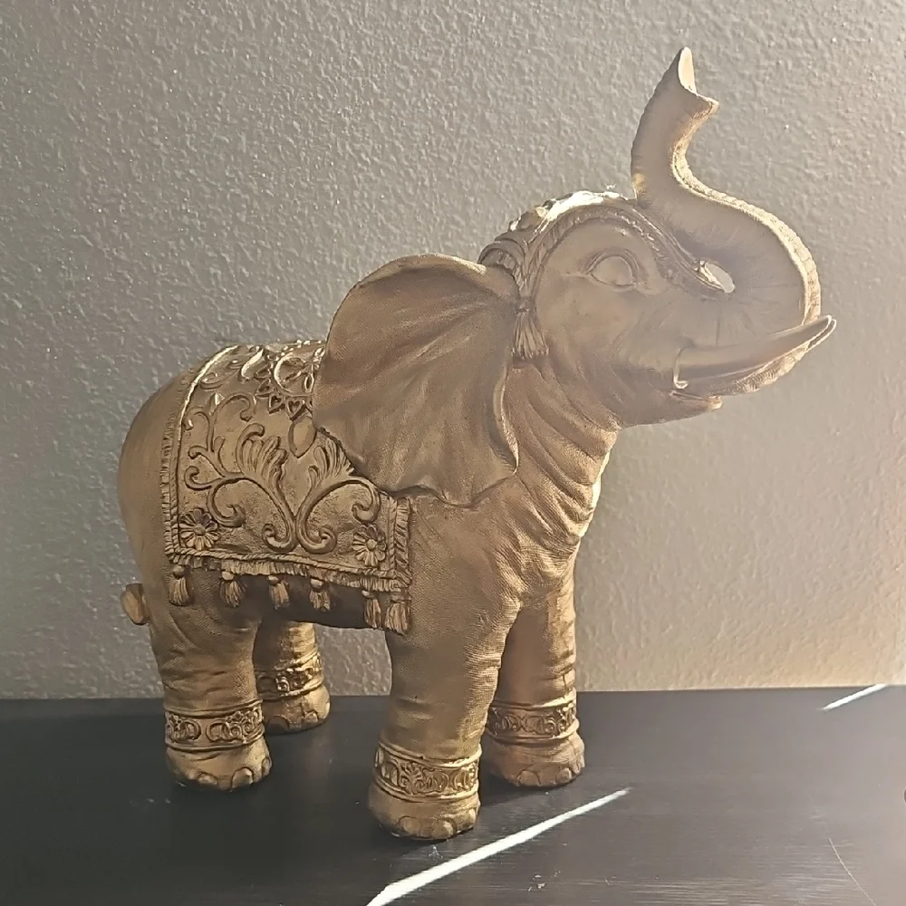 Gold Elephant Figurine - Picture 3 of 3